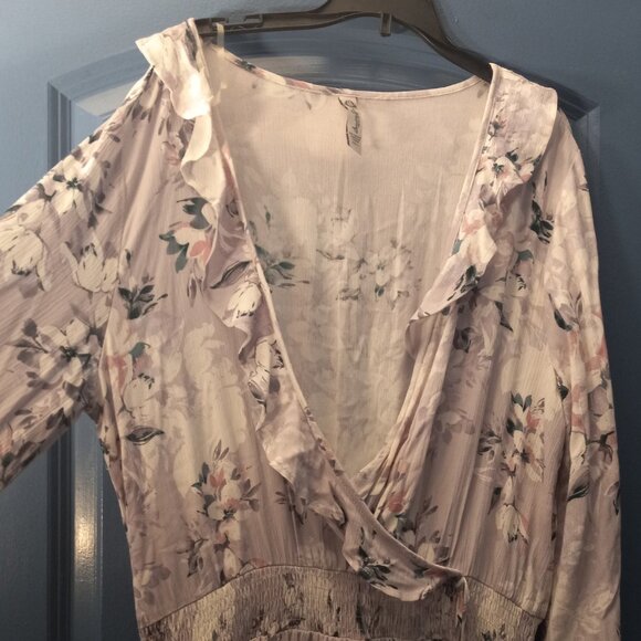 NWOT AMERICAN RAGS SZ L NEVER WORN FLORAL HIGH/LOW - Picture 1 of 17